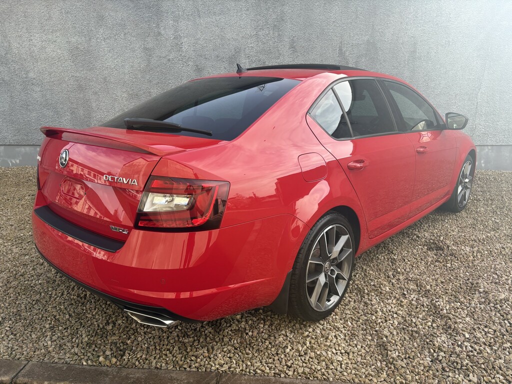 Skoda Octavia Hatchback 2.0 Tdi Vrs Black Edition 201919 ND19EYV Red #6