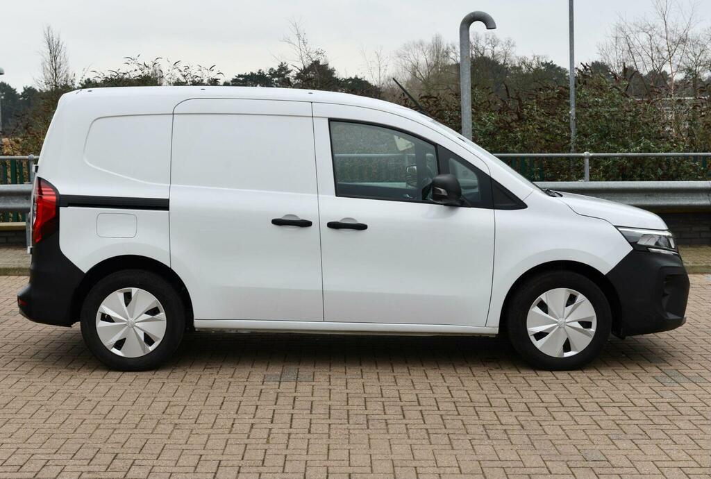Nissan TOWNSTAR Mpv YE73TPF White #6