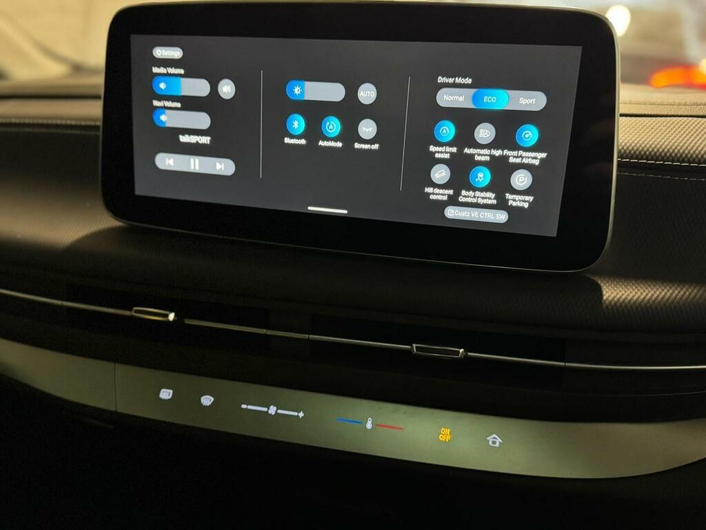 Maxus MIFA 9 90Kwh Premium  #32