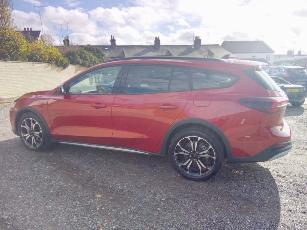 Ford Focus 1.0 Focus Active X Estate 1.0L Ecoboost 155Ps Mhev EF74UHN Red #6
