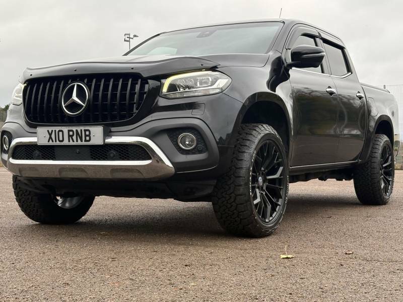 Mercedes-Benz X Class 250D 4Matic Power Double Cab Pickup - 2017 6 Black #3