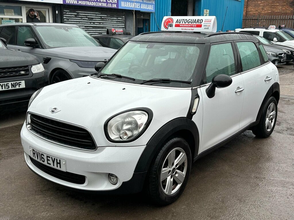 Mini Countryman 1.6 Cooper D Euro 5 Ss RV16EYH White #2