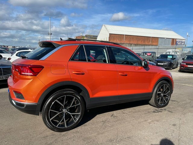 Volkswagen T-Roc 1.5 Tsi Se Evo Dsg 148 Bhp RRZ8576 Orange #3