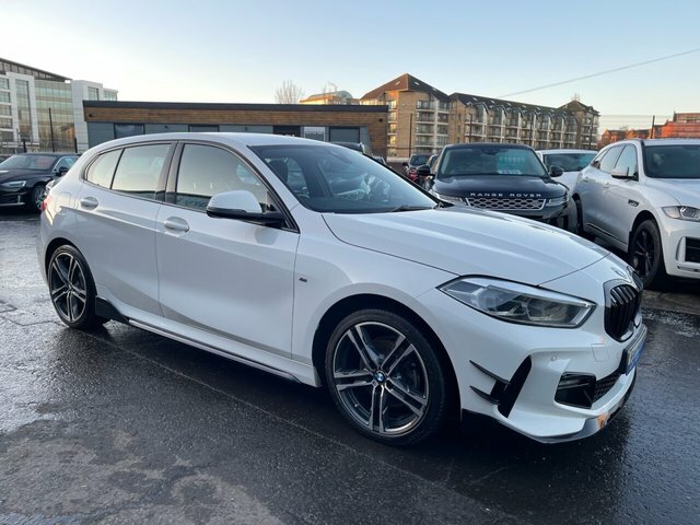 BMW 1 Series 116D M Sport 115 Bhp PE20RXK White #2