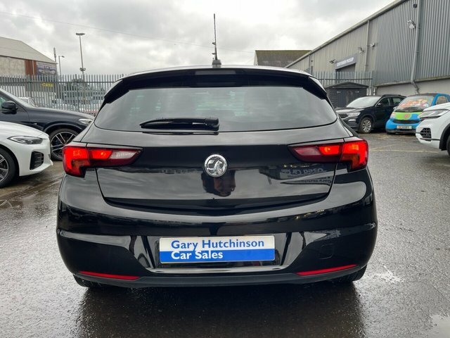 Vauxhall Astra 1.5 Turbo D Business Edition Nav Hatchback Die DV20LHG Black #3