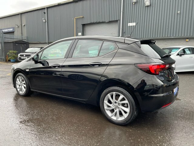 Vauxhall Astra 1.5 Turbo D Business Edition Nav Hatchback Die DV20LHG Black #4