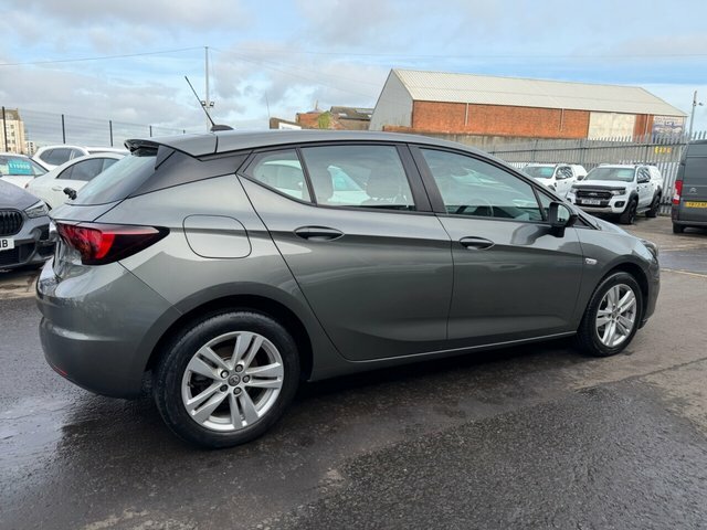 Vauxhall Astra 1.5 Turbo D Business Edition Nav Hatchback Die DL21TLJ Grey #3
