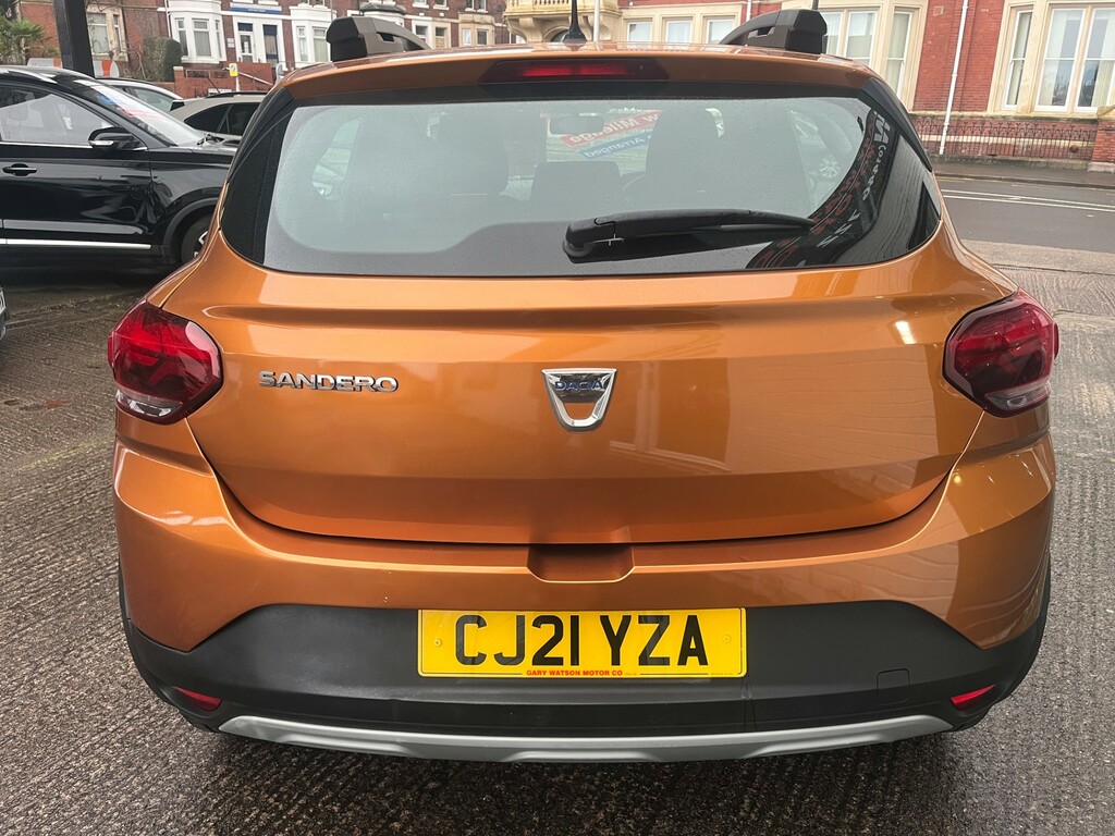 Dacia Sandero Stepway Stepway Essential Tce CJ21YZA Orange #4