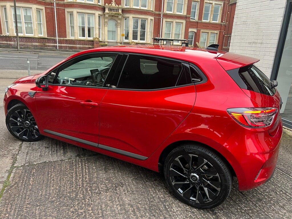 Renault Clio Esprit Alpine E-tech Hybrid LY25TVD #2