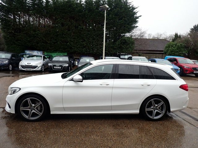 Mercedes-Benz C Class Estate HW65EWE White #6