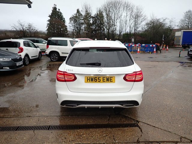 Mercedes-Benz C Class Estate HW65EWE White #4