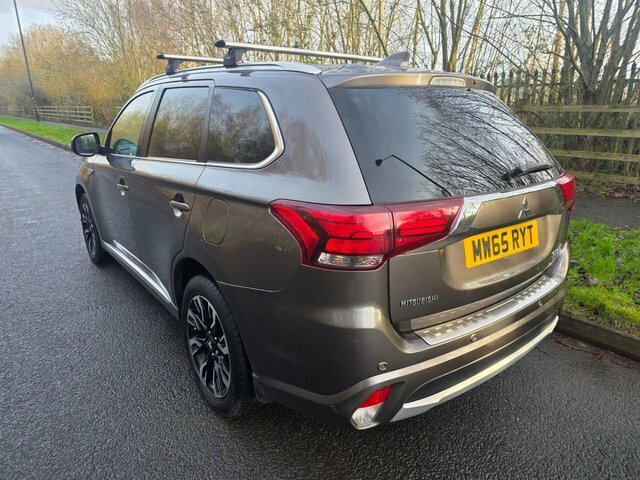 Mitsubishi Outlander 12Kwh Gx4hs Suv MW65RYT Brown #4