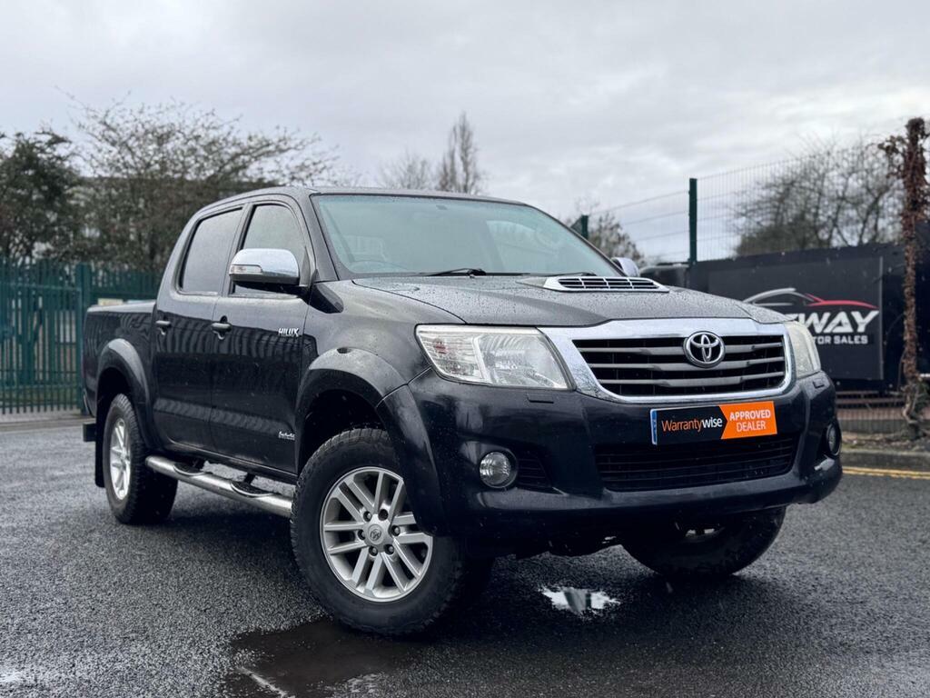 Toyota HILUX 3.0 D-4d Invincible 4Wd Black