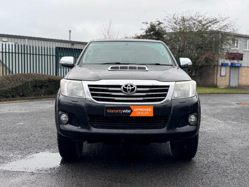 Toyota HILUX 3.0 D-4d Invincible 4Wd Black #3