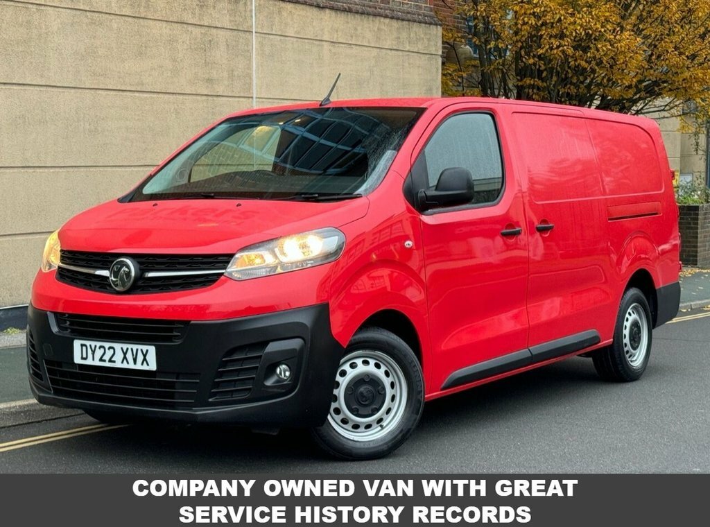 Vauxhall Vivaro 1.5L Dynamic 6Dr Red