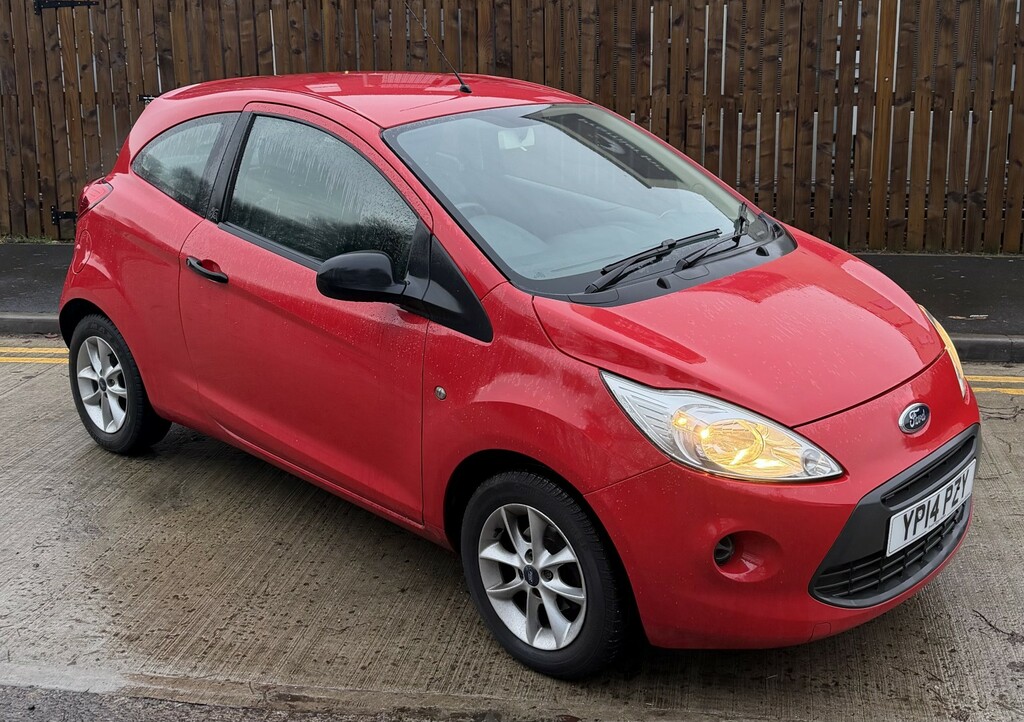 Ford KA 1.2 Studio Connect Red