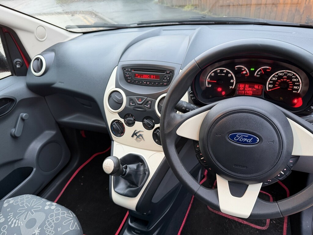 Ford KA 1.2 Studio Connect YP14PZY Red #3