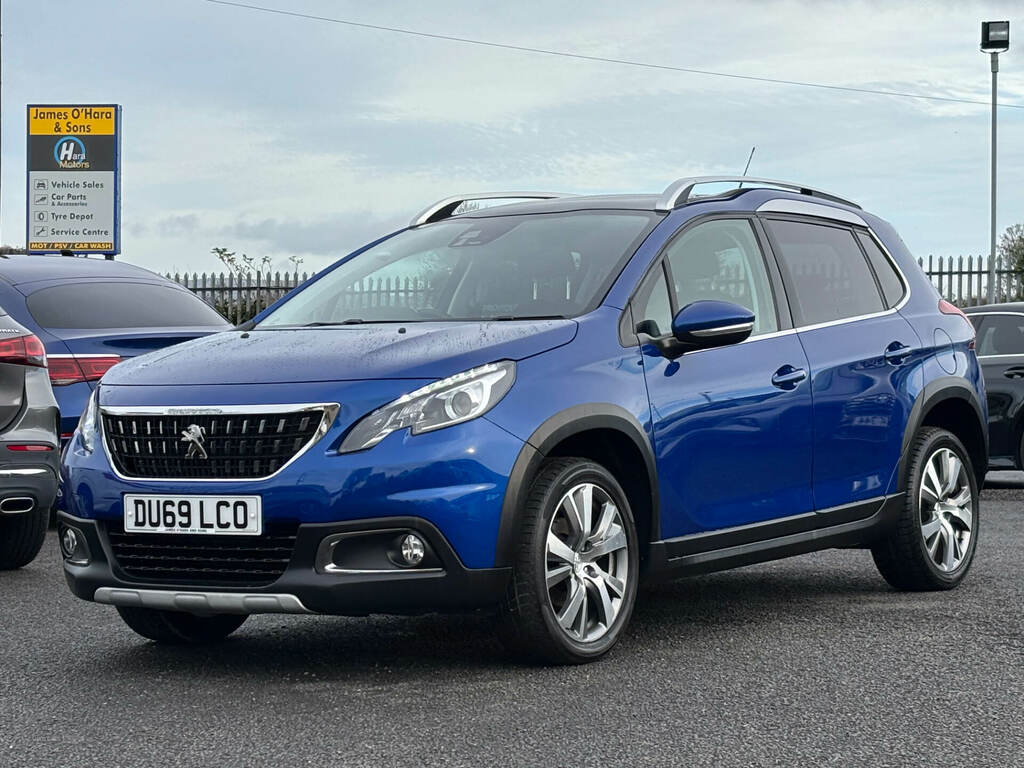 Peugeot 2008 1.5 Bluehdi 100 Allure Premium 5 Speed Blue