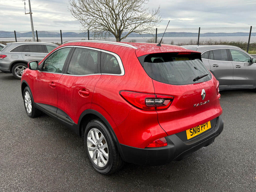 Renault Kadjar 1.5 Dci Dynamique Nav SN18PPY Red #4