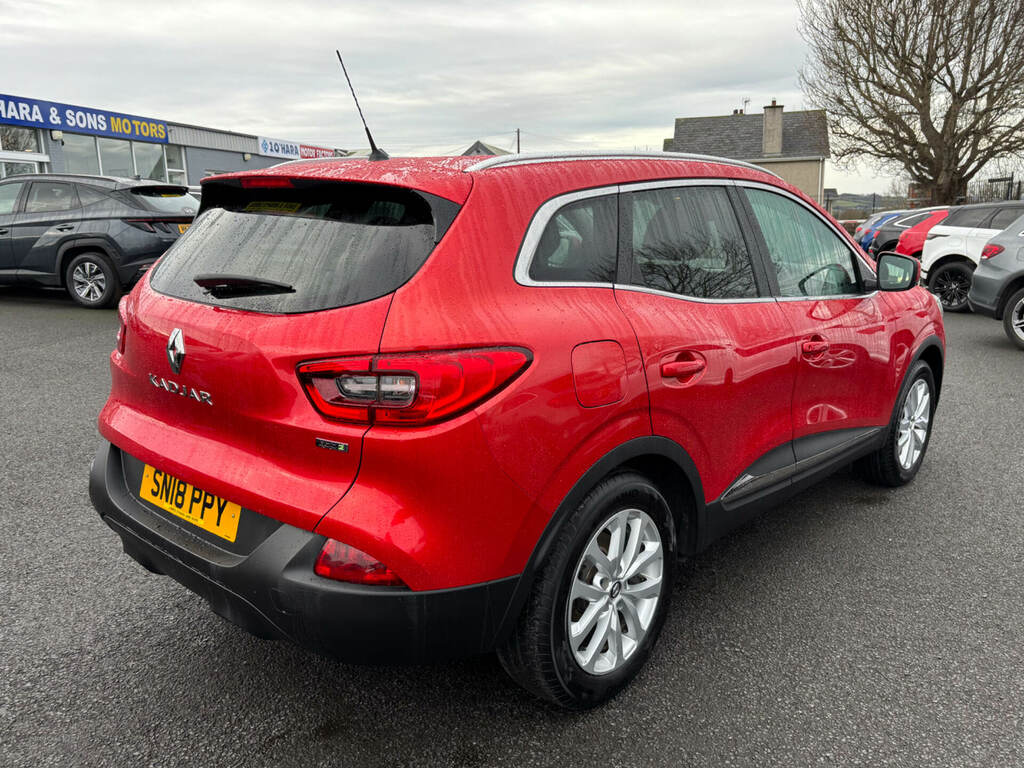 Renault Kadjar 1.5 Dci Dynamique Nav SN18PPY Red #3