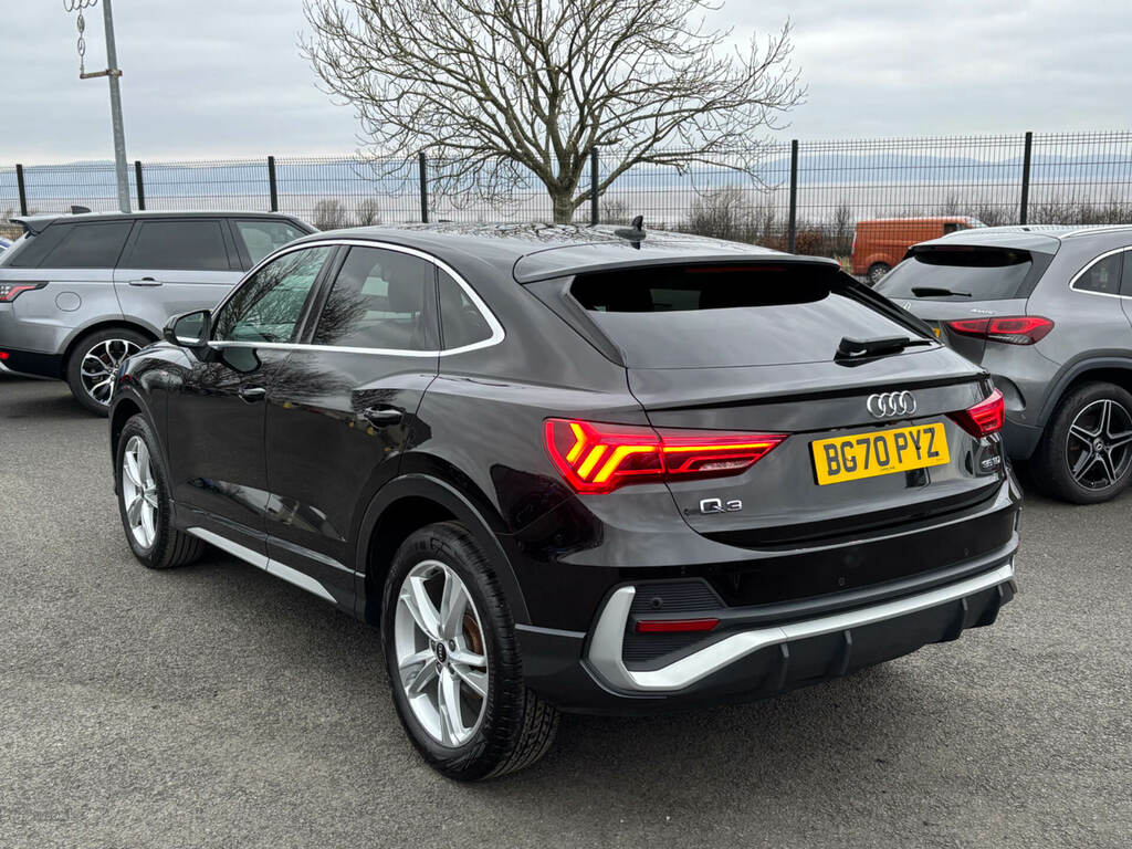 Audi Q3 35 Tdi S Line S Tronic BG70PYZ Black #5