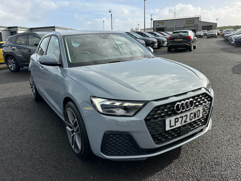 Audi A1 25 Tfsi Technik LP72GWD Grey #3