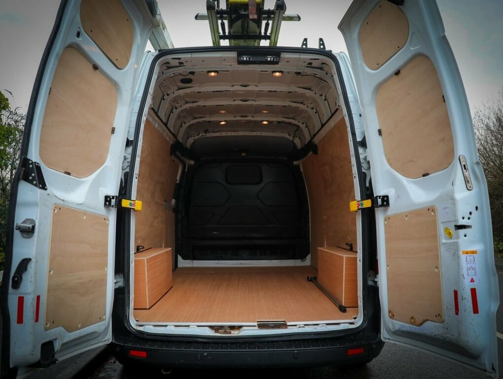 Ford Transit Custom 2L Leader YP70PFU White #6