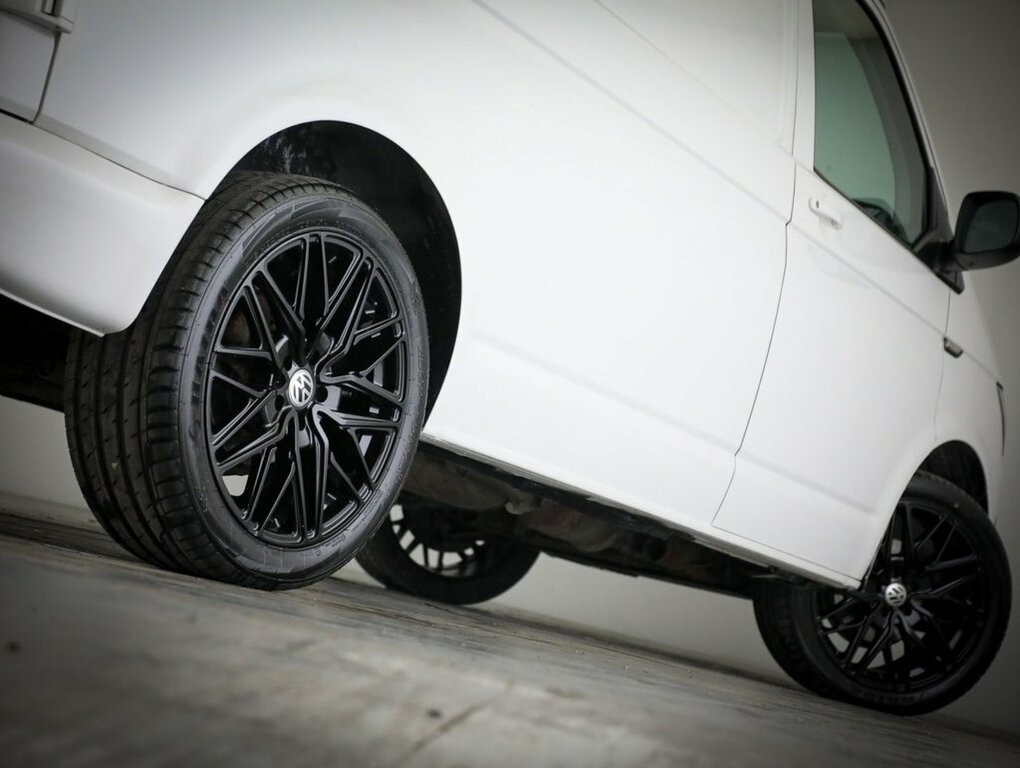 Volkswagen Transporter 2L Startline BD19PZH White #5