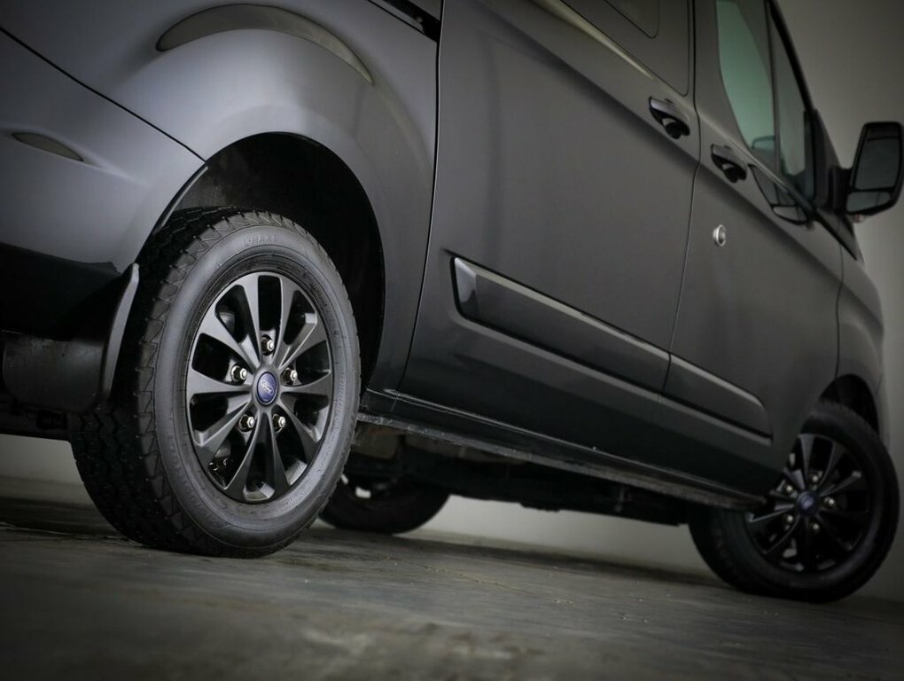 Ford Transit Custom 2L Limited YS21JYG Black #4