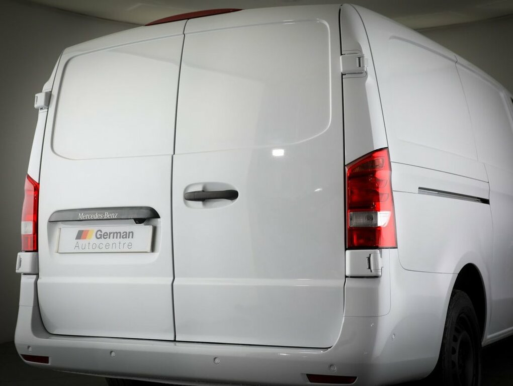 Mercedes-Benz Vito 2L Progressive White #4
