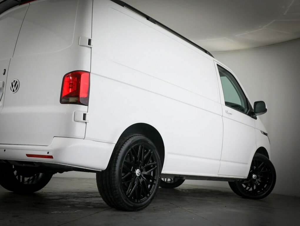 Volkswagen Transporter 2L Startline BD21EFO White #4