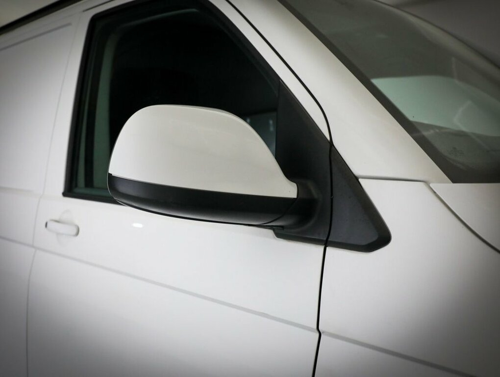 Volkswagen Transporter 2L Startline BD21EFO White #5