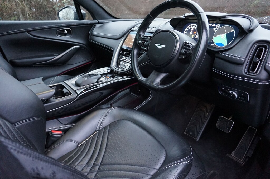 Aston Martin DBX Hatchback FN71ECT Black #6