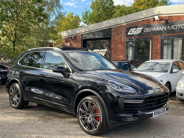 Porsche Cayenne 4.8T V8 Turbo Suv Black