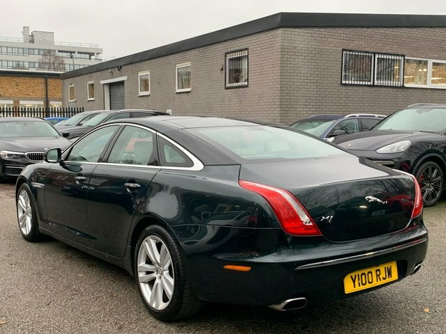 Jaguar XJ 5.0 V8 Portfolio Saloon Green #4