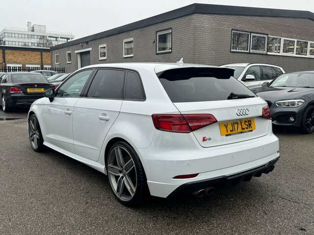 Audi S3 2.0 Tfsi Black Edition YJ17LSR White #4