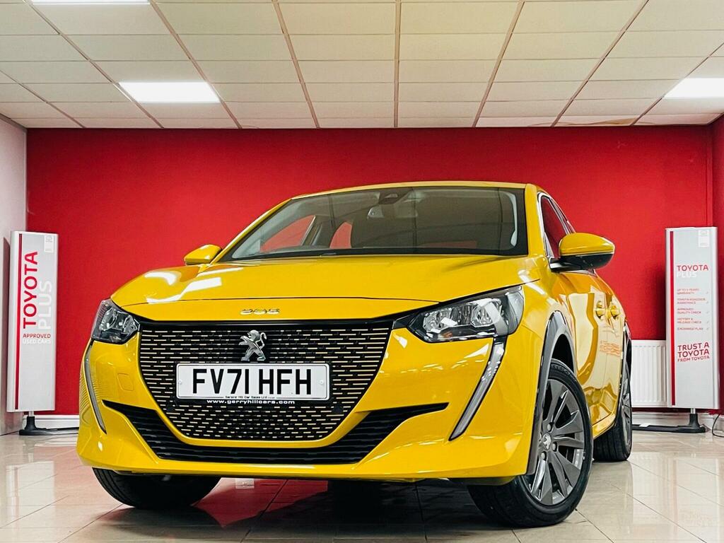 Peugeot e-208 Hatchback 50Kwh Allure 202171 FV71HFH Yellow #3