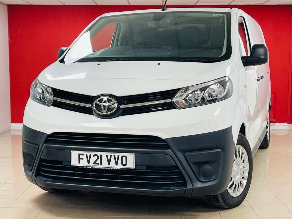 Toyota PROACE Panel Van 1.5D Icon Medium Panel Van Mwb Euro 6 S White #3