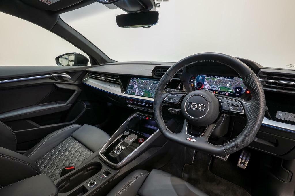 Audi S3 2.0 Tfsi Black Edition Quattro  #2
