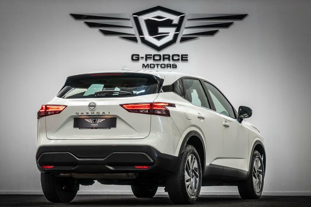 Nissan Qashqai 1.3 Mhev Acenta Premium #4