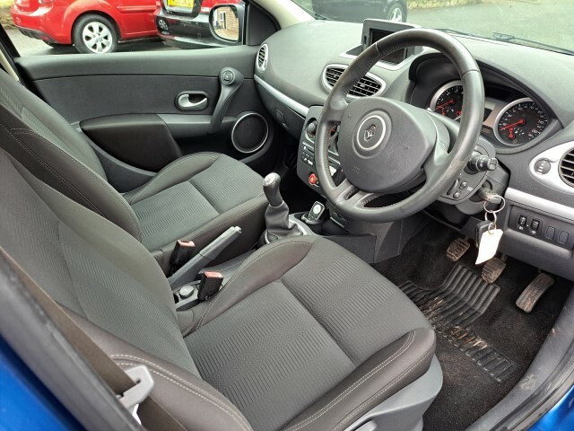 Renault Clio 1.2 Tce Dynamique Estate Tourer SL10EYJ Blue #5