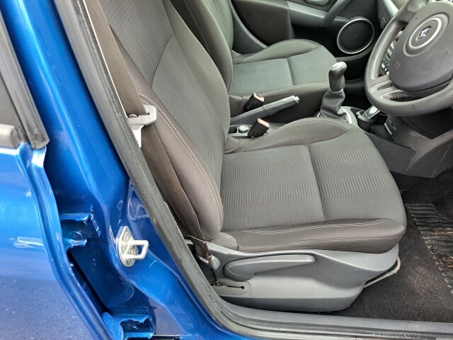 Renault Clio 1.2 Tce Dynamique Estate Tourer SL10EYJ Blue #4