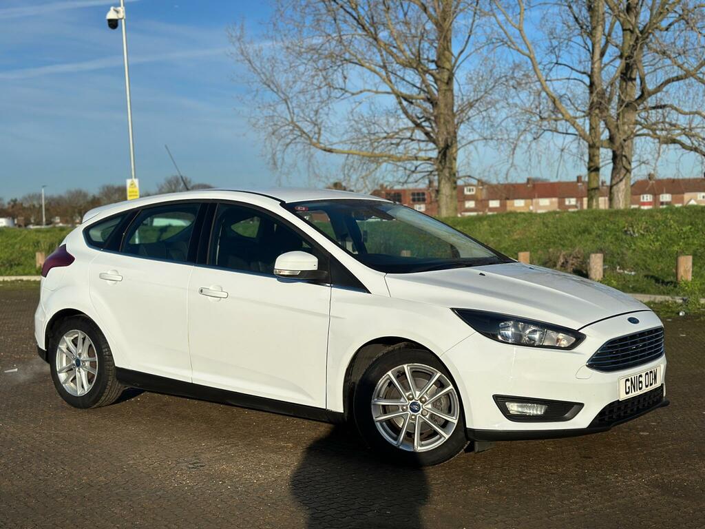 Ford Focus 1.6 Zetec Powershift Euro 6 White #5