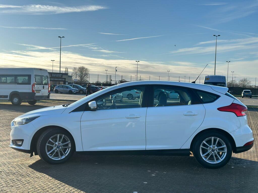 Ford Focus 1.6 Zetec Powershift Euro 6 White #6