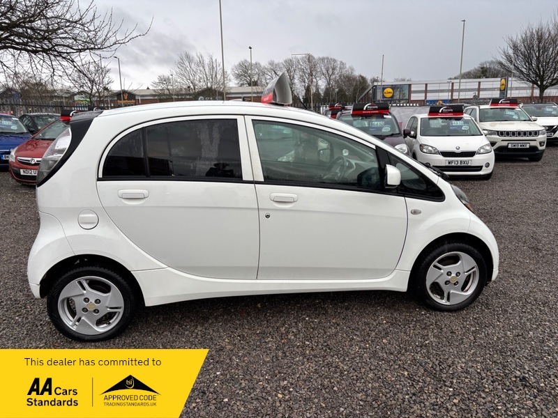 Mitsubishi i-MiEV I-miev 65 Bhp White #6