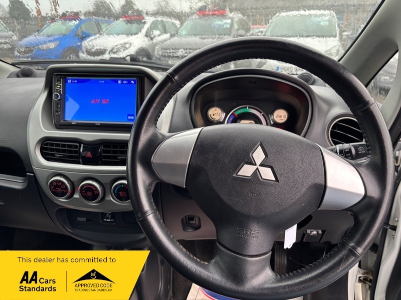 Mitsubishi i-MiEV I-miev 65 Bhp White #9