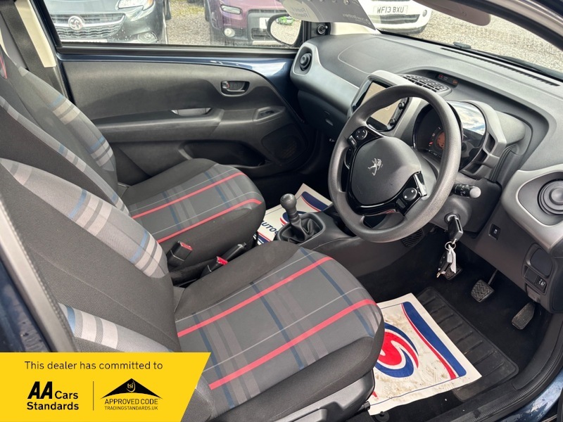 Peugeot 108 Active 2 Keys Blue