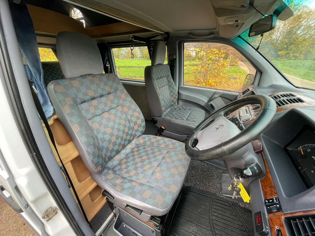 Mercedes-Benz Vito Camper Van  #15