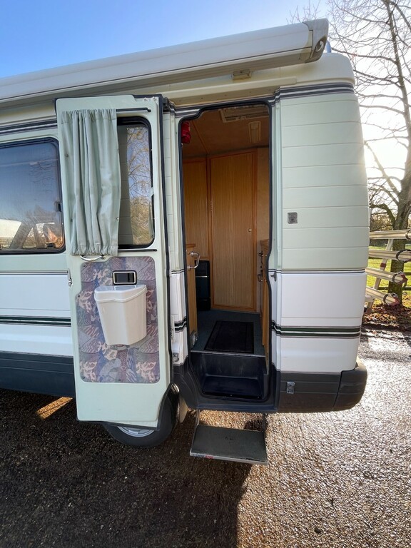 Peugeot Boxer 2.0 Symphony 2 Berth Camper. White #4