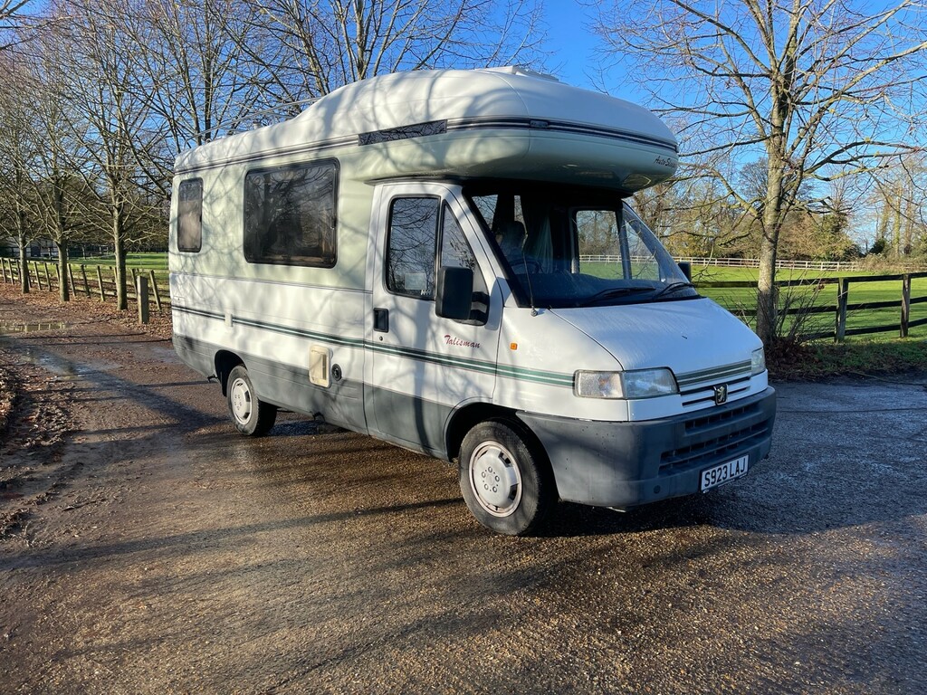 Peugeot Boxer 2.0 Symphony 2 Berth Camper. White #1